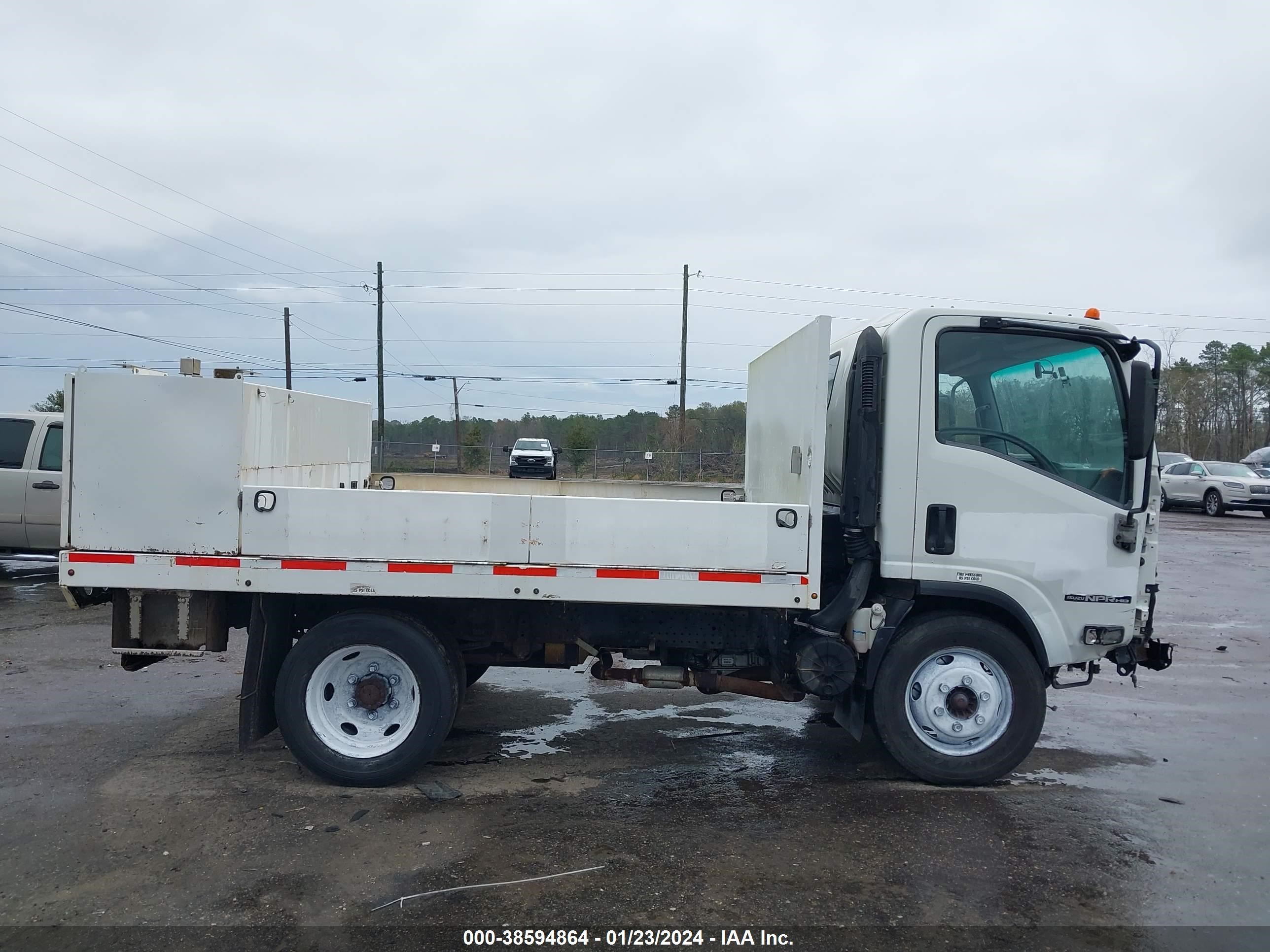 Photo 13 VIN: 54DC4W1CXFS803579 - ISUZU NULL 