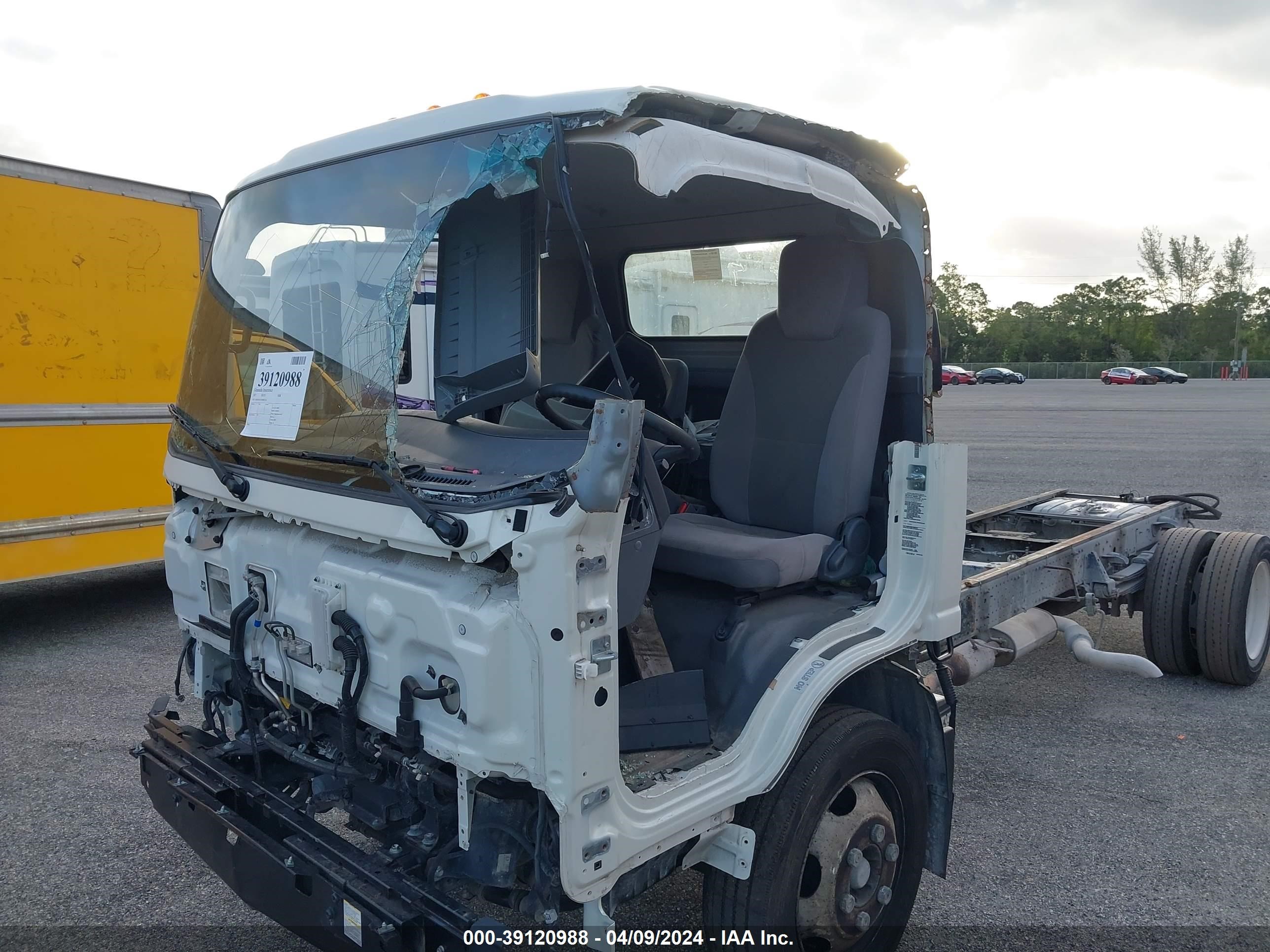 Photo 10 VIN: 54DE5W1LXNSR03136 - ISUZU NULL 