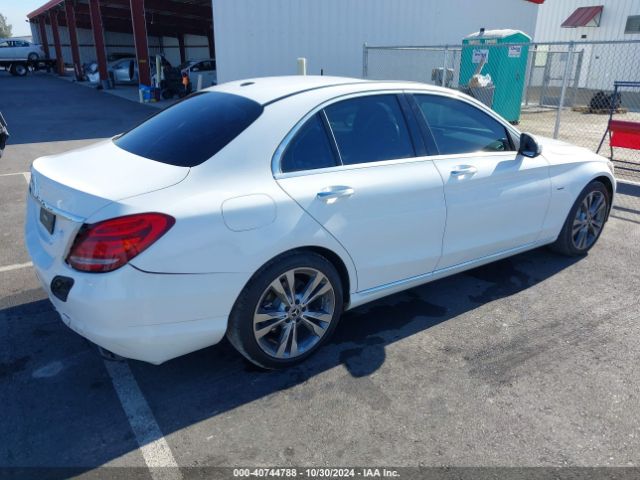 Photo 3 VIN: 55SWF4HB7JU256305 - MERCEDES-BENZ C-CLASS 