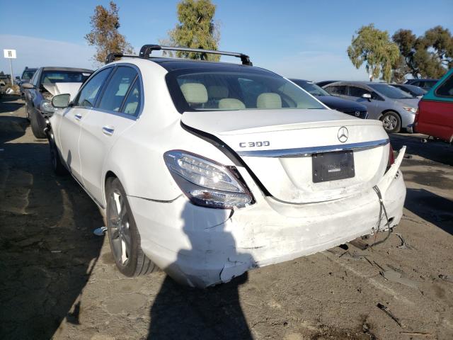 Photo 2 VIN: 55SWF4JB0GU147073 - MERCEDES-BENZ C 300 