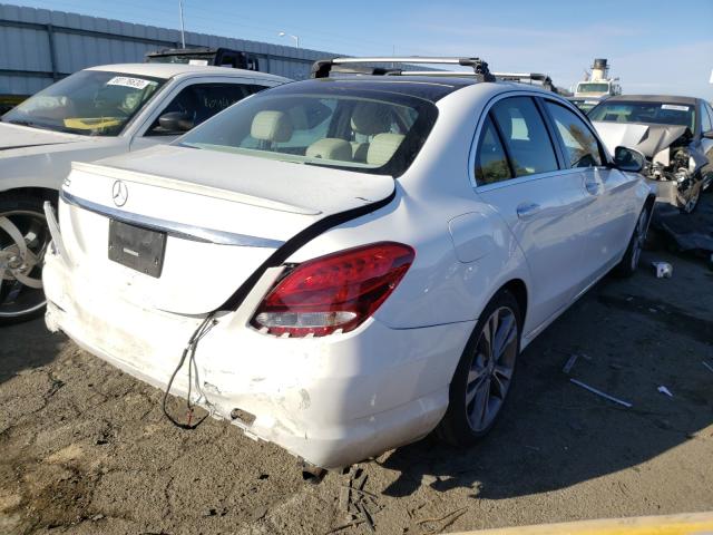 Photo 3 VIN: 55SWF4JB0GU147073 - MERCEDES-BENZ C 300 