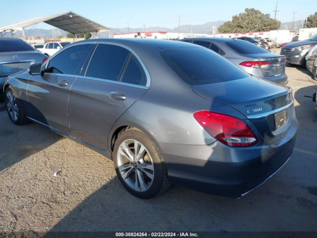 Photo 2 VIN: 55SWF4JB0HU221402 - MERCEDES-BENZ C 300 