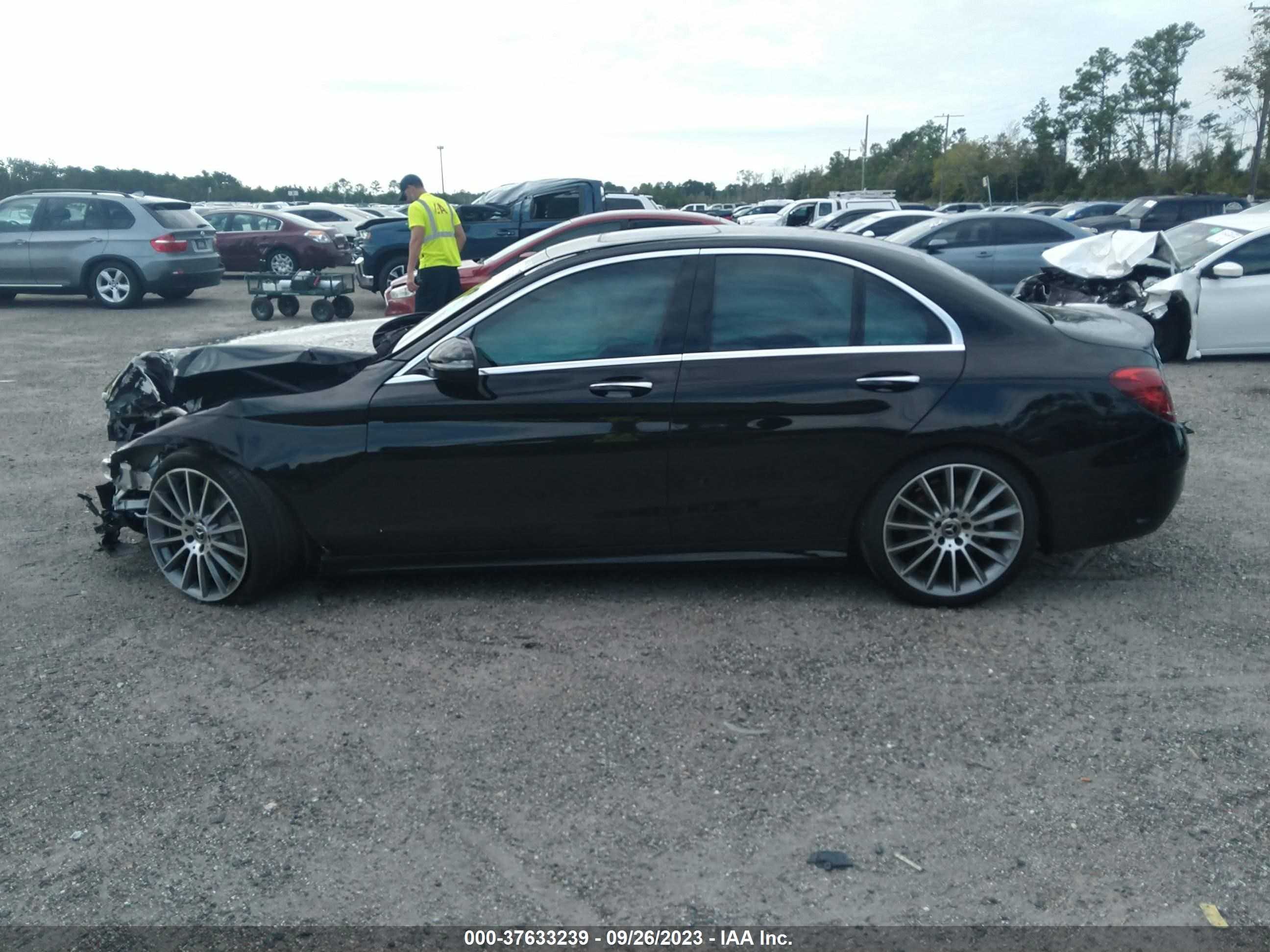 Photo 13 VIN: 55SWF4JB0JU273165 - MERCEDES-BENZ C-KLASSE 