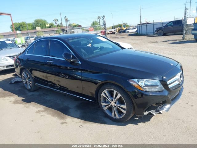 Photo 0 VIN: 55SWF4JB1GU126247 - MERCEDES-BENZ C 300 