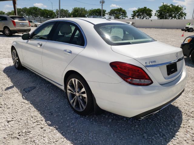 Photo 2 VIN: 55SWF4JB1GU130539 - MERCEDES-BENZ C 300 