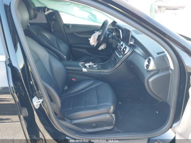 Photo 4 VIN: 55SWF4JB1GU155473 - MERCEDES-BENZ C 300 