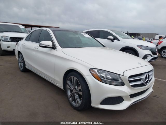 Photo 0 VIN: 55SWF4JB1GU172869 - MERCEDES-BENZ C 300 