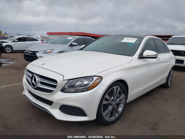 Photo 1 VIN: 55SWF4JB1GU172869 - MERCEDES-BENZ C 300 