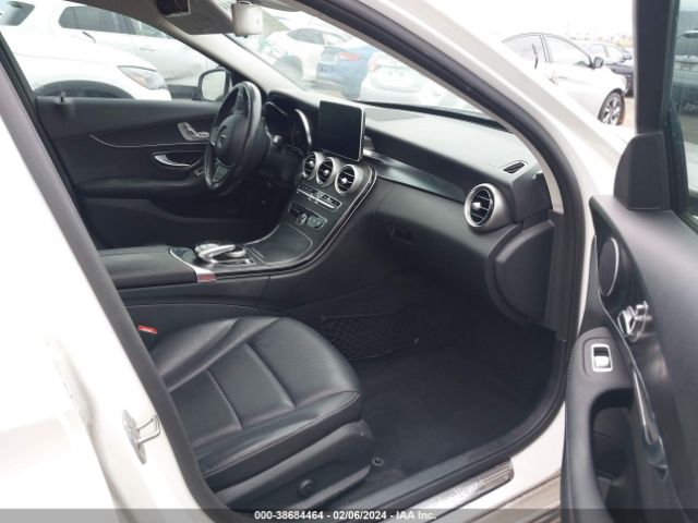 Photo 4 VIN: 55SWF4JB1GU172869 - MERCEDES-BENZ C 300 