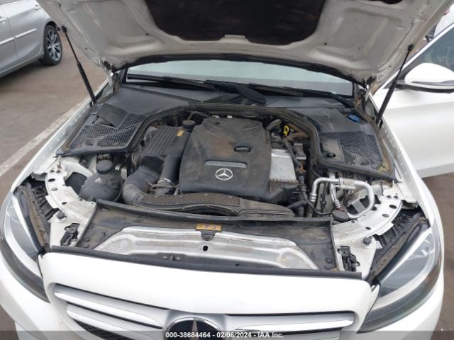 Photo 9 VIN: 55SWF4JB1GU172869 - MERCEDES-BENZ C 300 