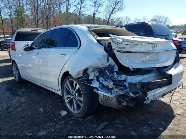 Photo 2 VIN: 55SWF4JB1HU221652 - MERCEDES-BENZ C 300 