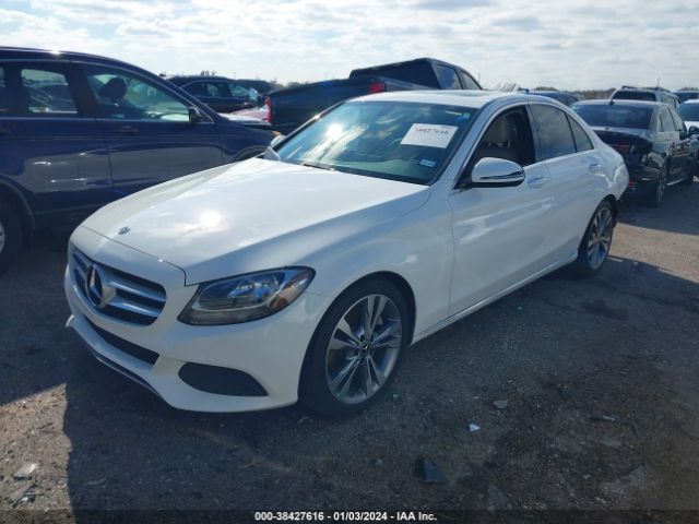 Photo 1 VIN: 55SWF4JB1JU240529 - MERCEDES-BENZ C 300 