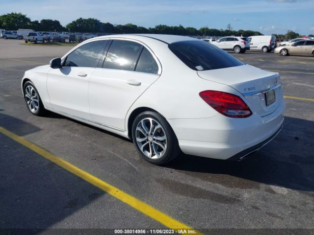 Photo 2 VIN: 55SWF4JB2GU146250 - MERCEDES-BENZ C-CLASS 