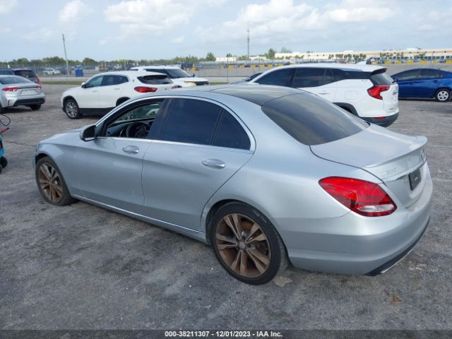 Photo 2 VIN: 55SWF4JB2HU205119 - MERCEDES-BENZ C 300 