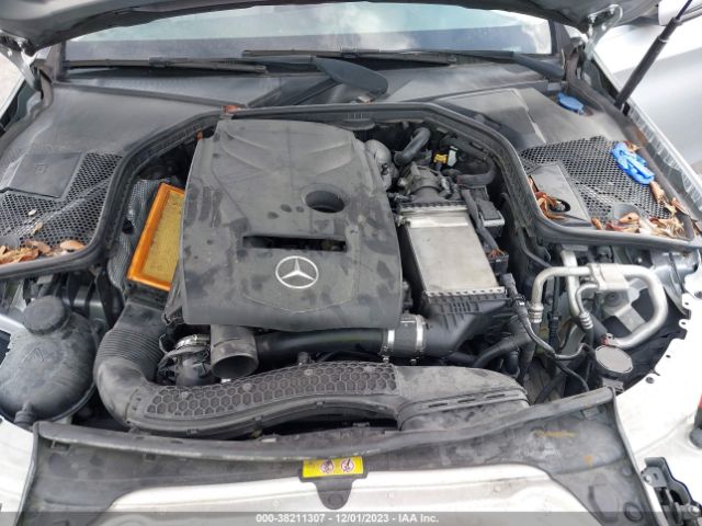 Photo 9 VIN: 55SWF4JB2HU205119 - MERCEDES-BENZ C 300 