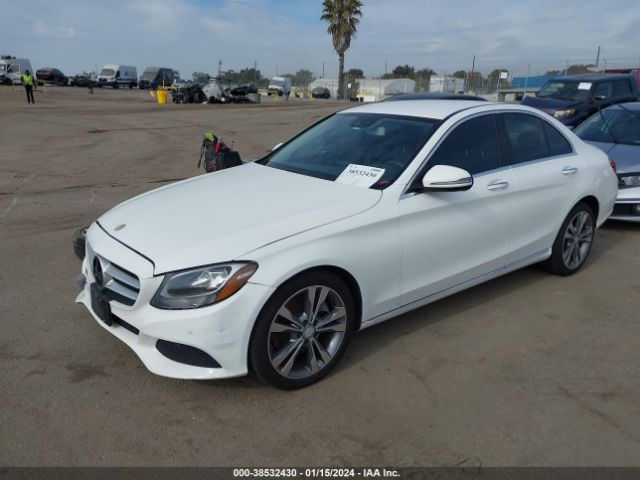 Photo 1 VIN: 55SWF4JB2HU207422 - MERCEDES-BENZ C 300 