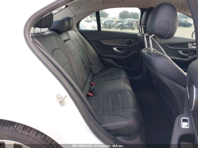 Photo 7 VIN: 55SWF4JB2HU207422 - MERCEDES-BENZ C 300 