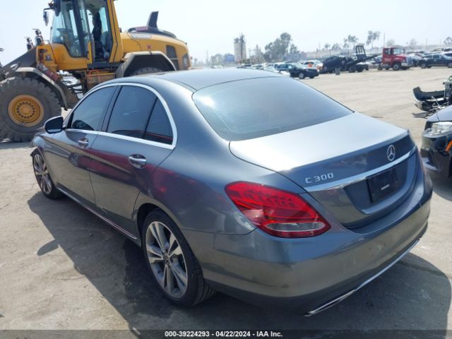 Photo 2 VIN: 55SWF4JB2HU229405 - MERCEDES-BENZ C 300 