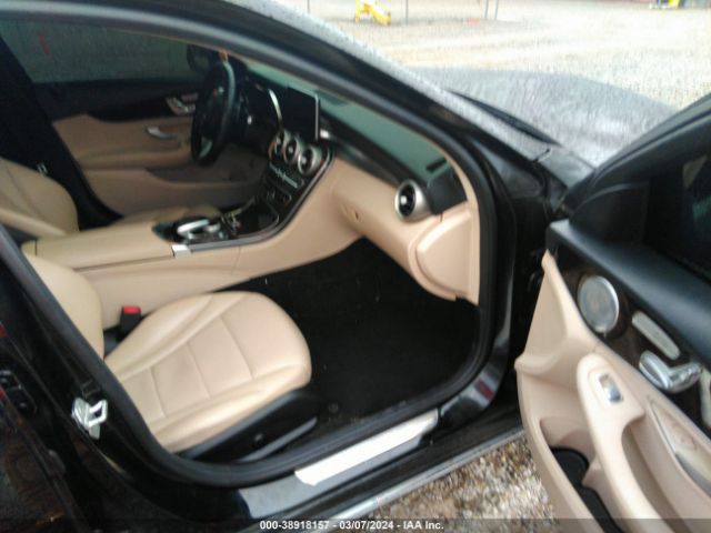 Photo 4 VIN: 55SWF4JB3FU049881 - MERCEDES-BENZ C 300 