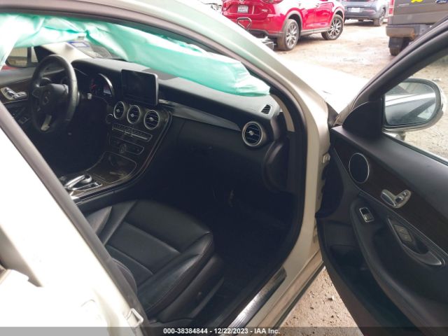 Photo 4 VIN: 55SWF4JB3FU086638 - MERCEDES-BENZ C 300 