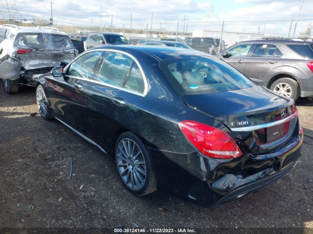 Photo 2 VIN: 55SWF4JB3GU154941 - MERCEDES-BENZ C 300 