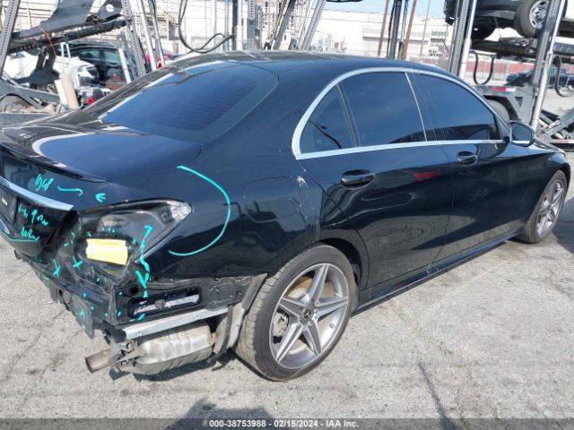 Photo 3 VIN: 55SWF4JB3JU253380 - MERCEDES-BENZ C 300 