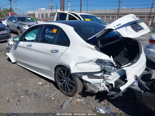 Photo 2 VIN: 55SWF4JB3JU282071 - MERCEDES-BENZ C 300 