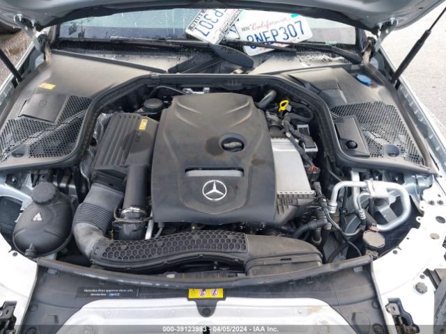 Photo 9 VIN: 55SWF4JB4GU106705 - MERCEDES-BENZ C 300 