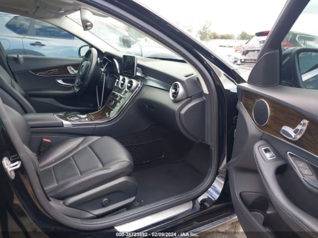 Photo 4 VIN: 55SWF4JB4HU183589 - MERCEDES-BENZ C 300 