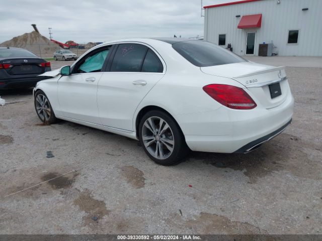 Photo 2 VIN: 55SWF4JB5FU072269 - MERCEDES-BENZ C 300 