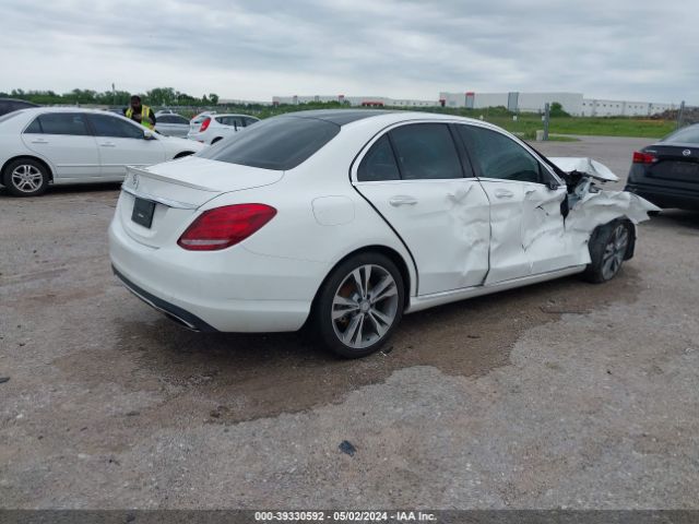 Photo 3 VIN: 55SWF4JB5FU072269 - MERCEDES-BENZ C 300 