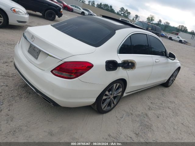 Photo 3 VIN: 55SWF4JB5FU091517 - MERCEDES-BENZ C 300 