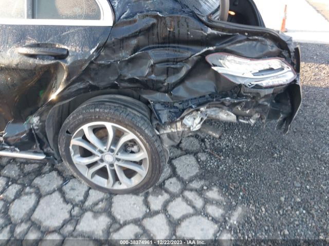 Photo 5 VIN: 55SWF4JB5GU122542 - MERCEDES-BENZ C 300 