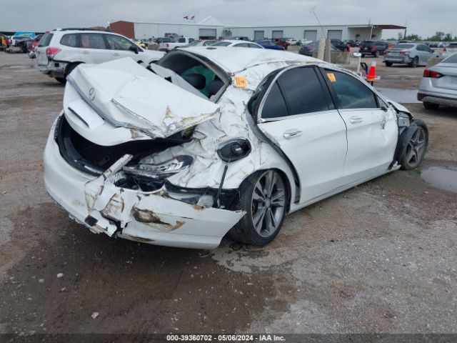 Photo 3 VIN: 55SWF4JB5HU201808 - MERCEDES-BENZ C 300 