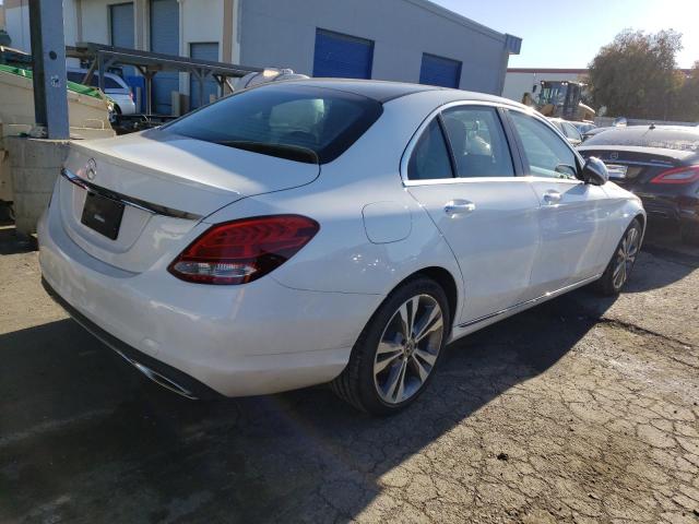 Photo 2 VIN: 55SWF4JB5JU281133 - MERCEDES-BENZ C 300 