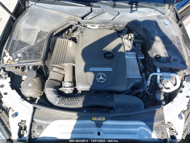 Photo 9 VIN: 55SWF4JB6JU254121 - MERCEDES-BENZ C 300 