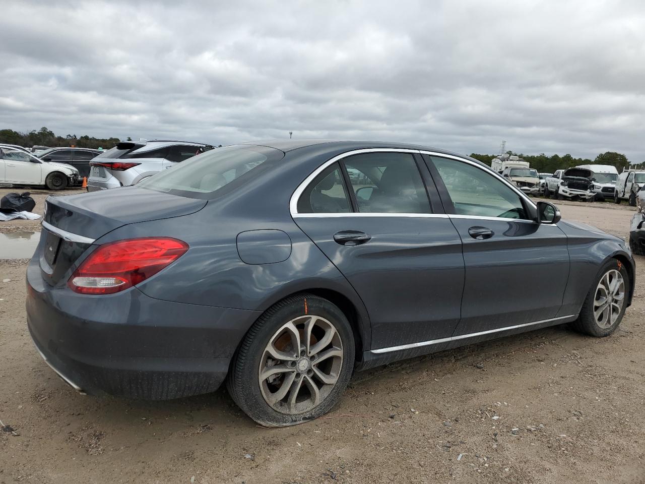 Photo 2 VIN: 55SWF4JB7FU092264 - MERCEDES-BENZ C-CLASS 