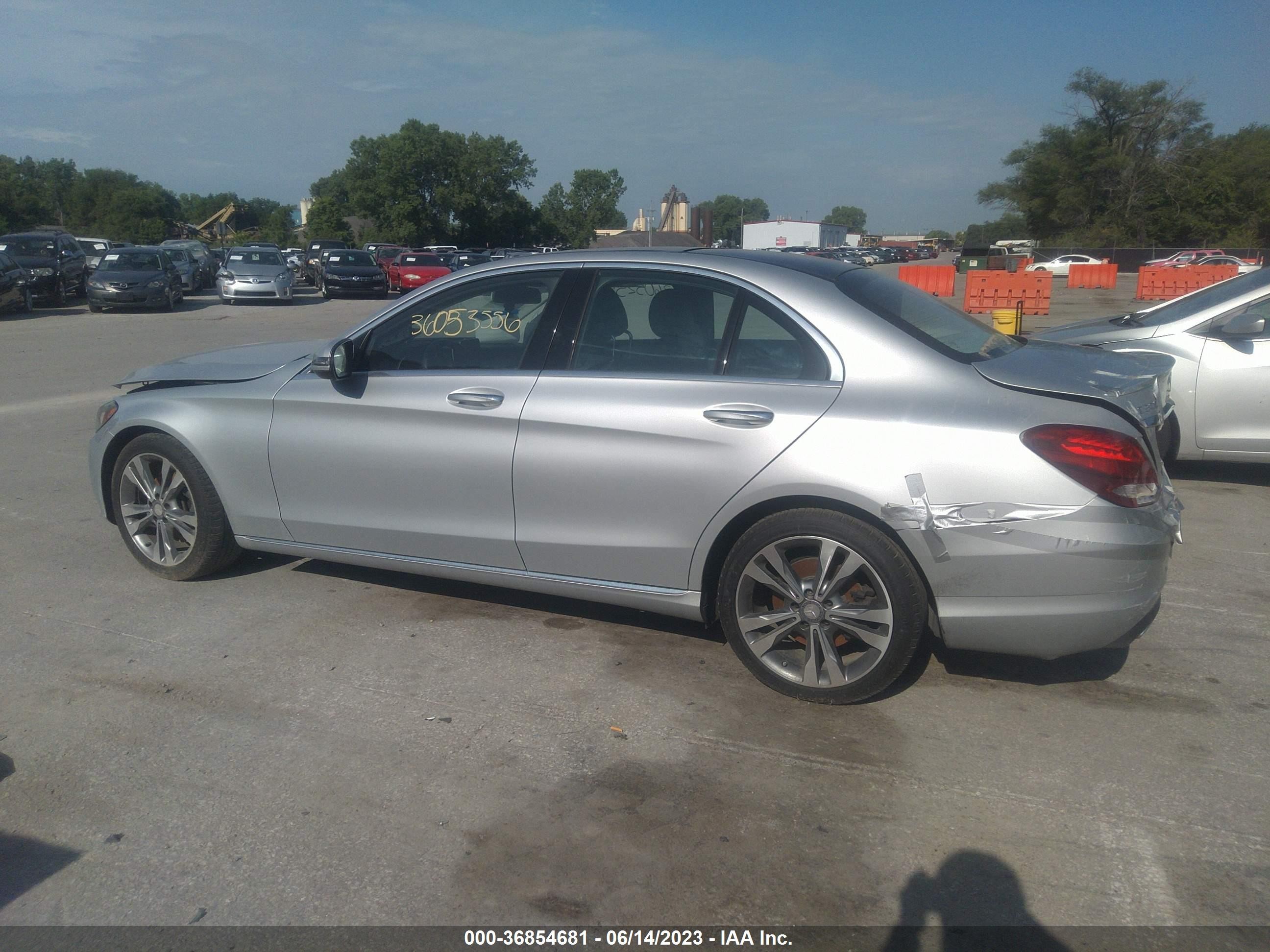 Photo 13 VIN: 55SWF4JB7GU130786 - MERCEDES-BENZ C-KLASSE 