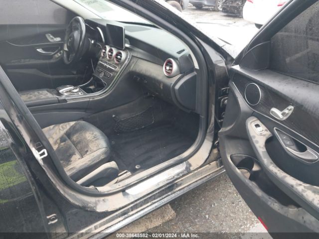 Photo 4 VIN: 55SWF4JB7GU147846 - MERCEDES-BENZ C 300 