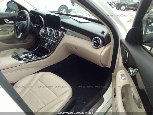 Photo 4 VIN: 55SWF4JB7GU157843 - MERCEDES-BENZ C-CLASS 