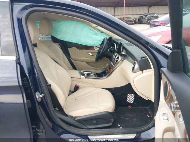 Photo 4 VIN: 55SWF4JB7GU162637 - MERCEDES-BENZ C 300 