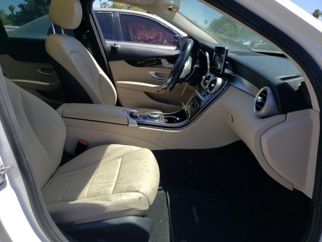 Photo 4 VIN: 55SWF4JB7HU181190 - MERCEDES-BENZ C 300 