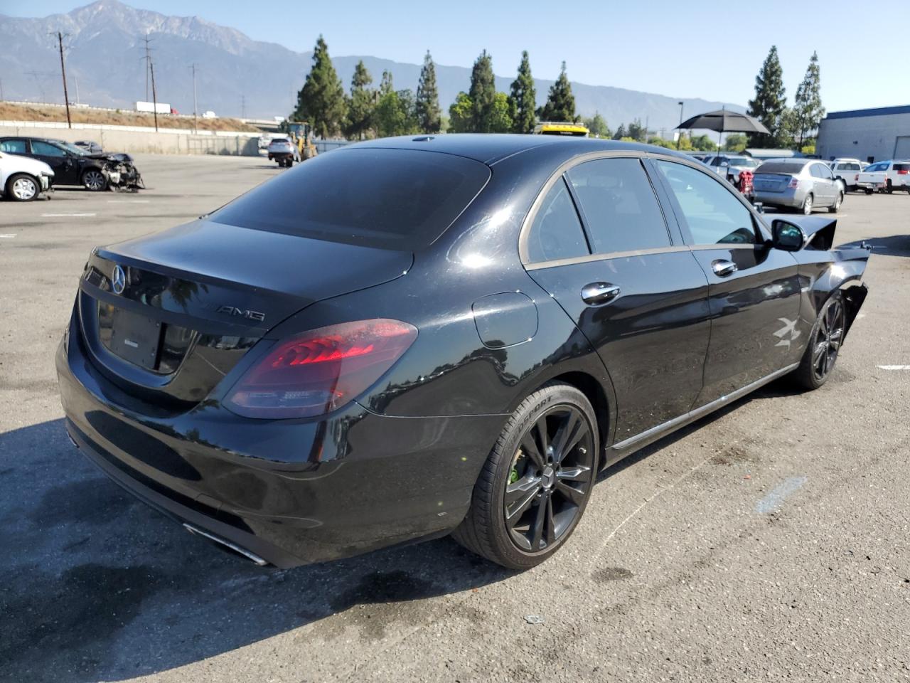 Photo 2 VIN: 55SWF4JB7HU189340 - MERCEDES-BENZ C 300 