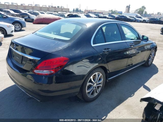 Photo 3 VIN: 55SWF4JB7HU201051 - MERCEDES-BENZ C-CLASS 