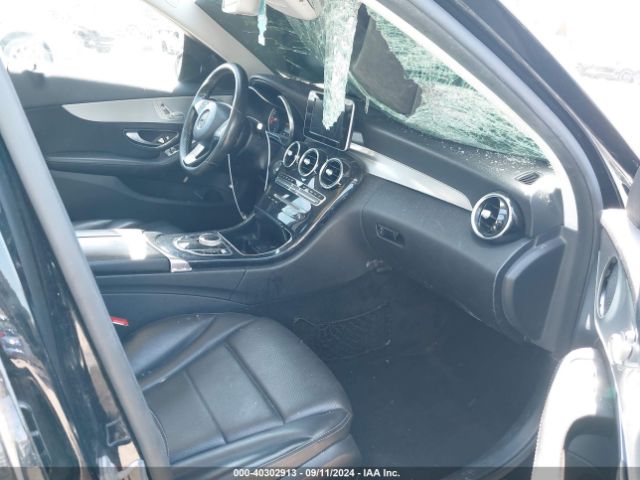 Photo 4 VIN: 55SWF4JB7HU201051 - MERCEDES-BENZ C-CLASS 