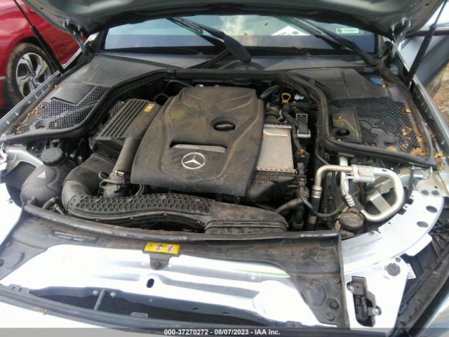 Photo 9 VIN: 55SWF4JB7JU243838 - MERCEDES-BENZ C 300 