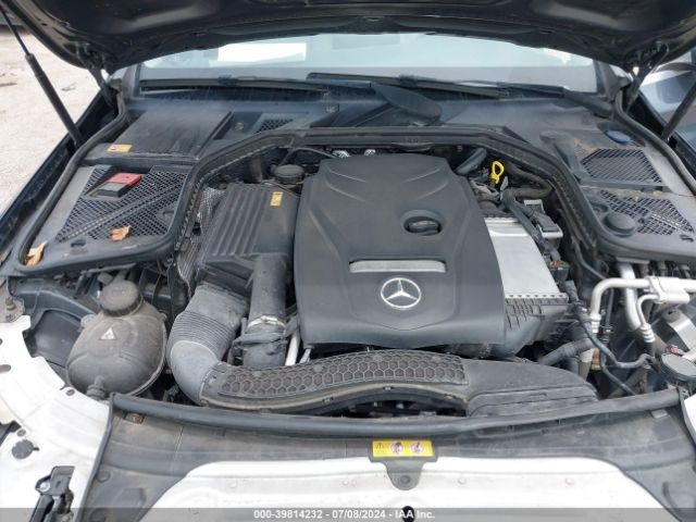 Photo 9 VIN: 55SWF4JB8FU055966 - MERCEDES-BENZ C 300 