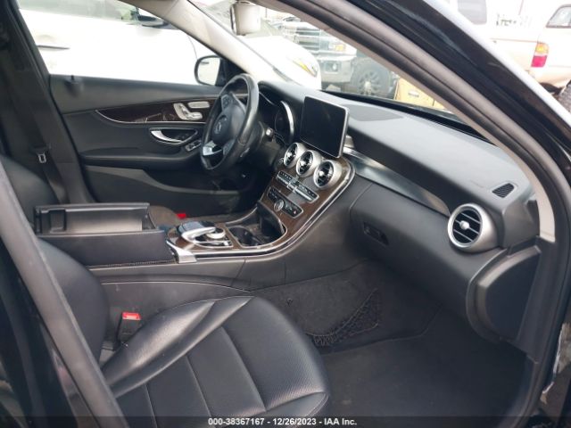 Photo 4 VIN: 55SWF4JB8FU077904 - MERCEDES-BENZ C 300 