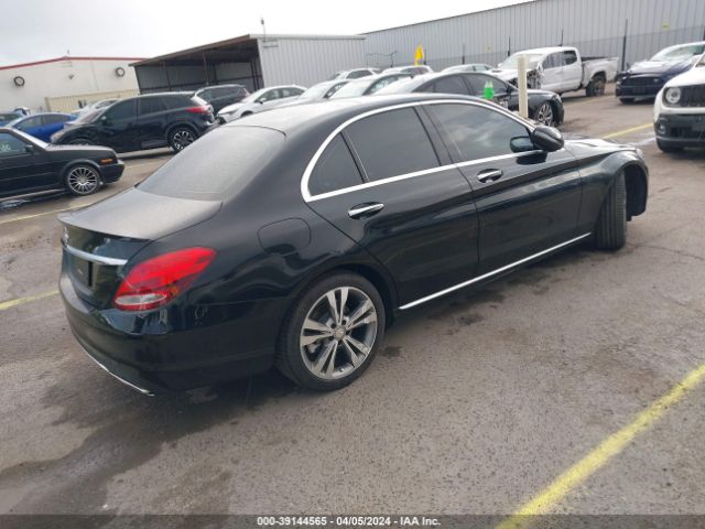 Photo 3 VIN: 55SWF4JB8GU115391 - MERCEDES-BENZ C 300 