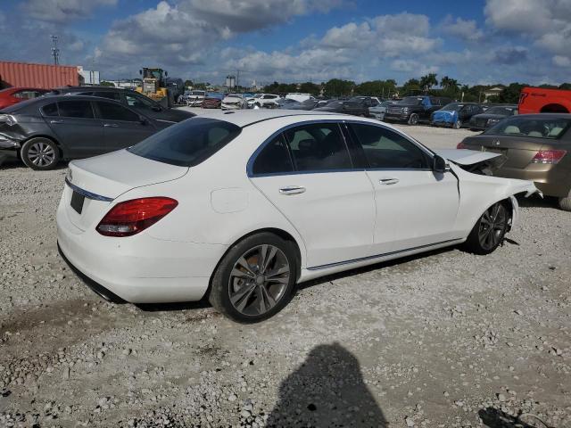 Photo 2 VIN: 55SWF4JB8GU160072 - MERCEDES-BENZ C 300 